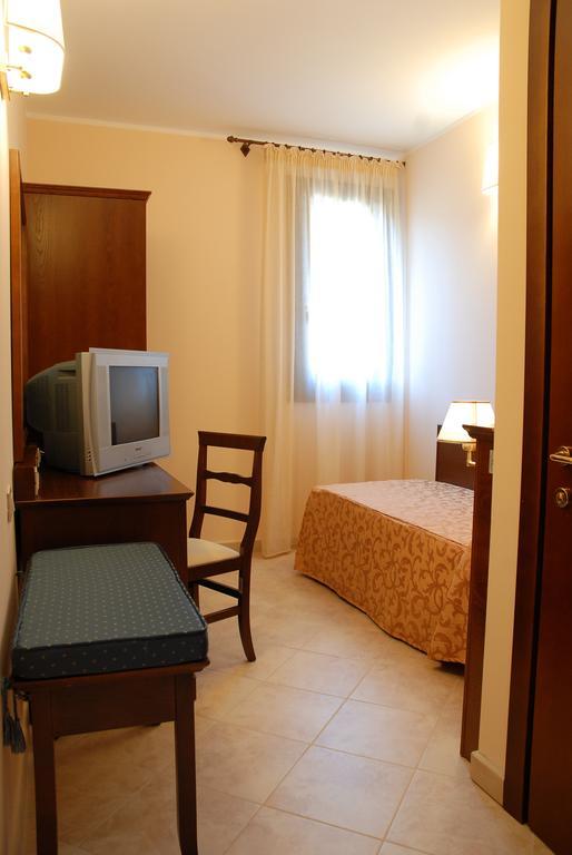 Hotel Villa Mokarta Salemi Ruang foto