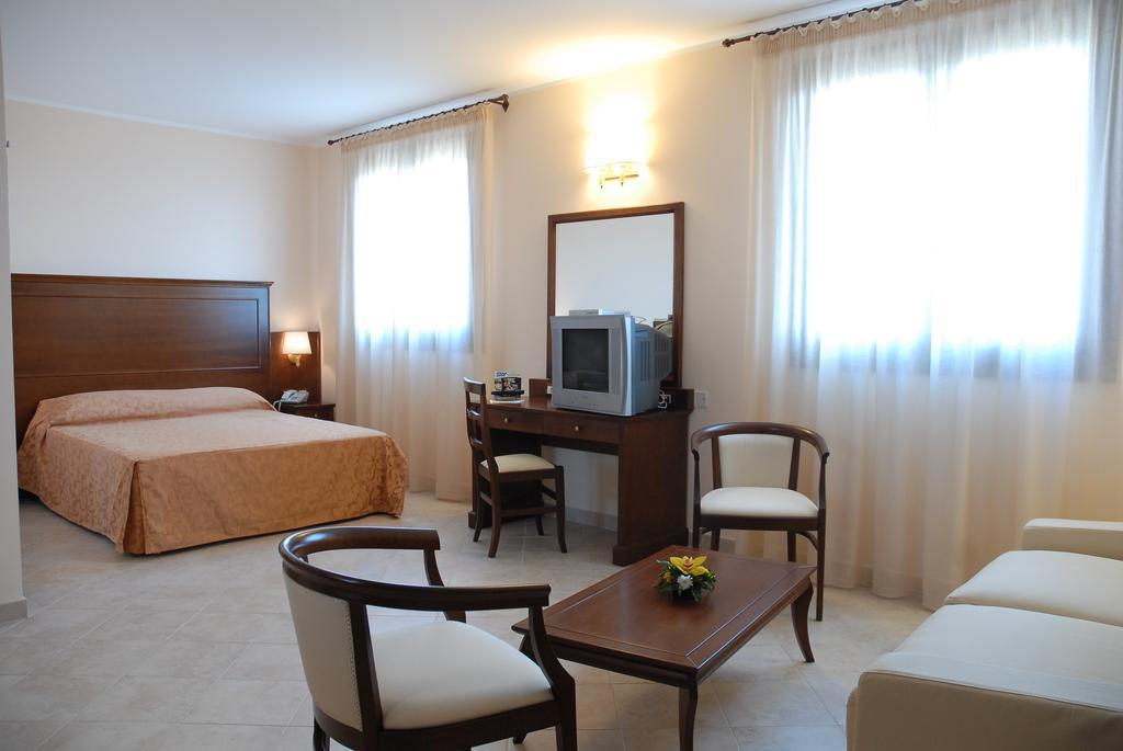 Hotel Villa Mokarta Salemi Bagian luar foto
